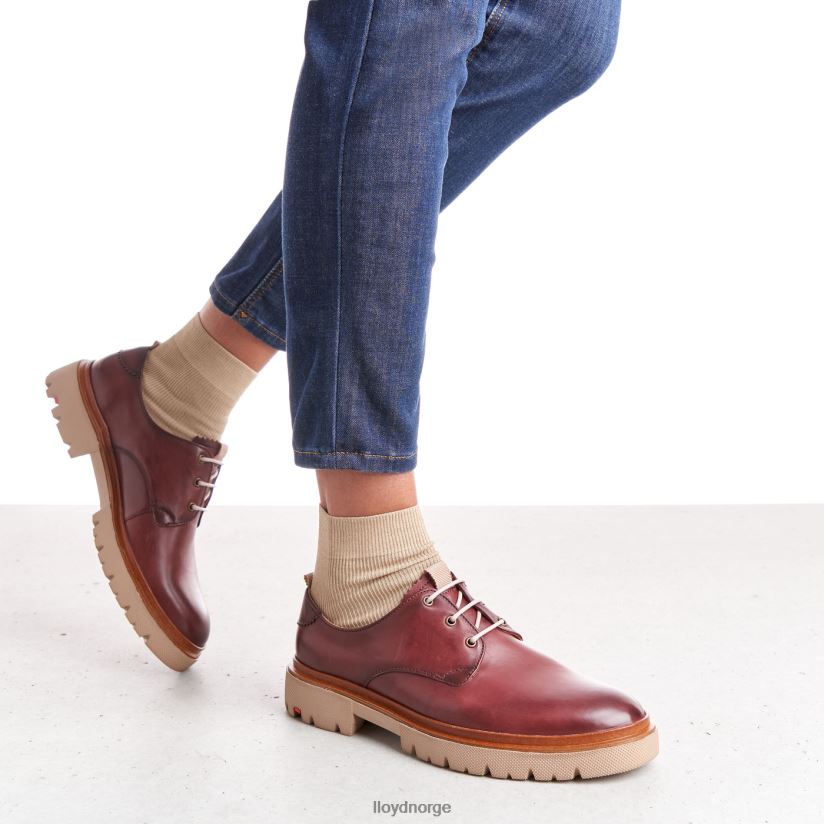 LLOYD halvsko med blonder i glatt skinn kvinner sko rød 4X82ZP1181